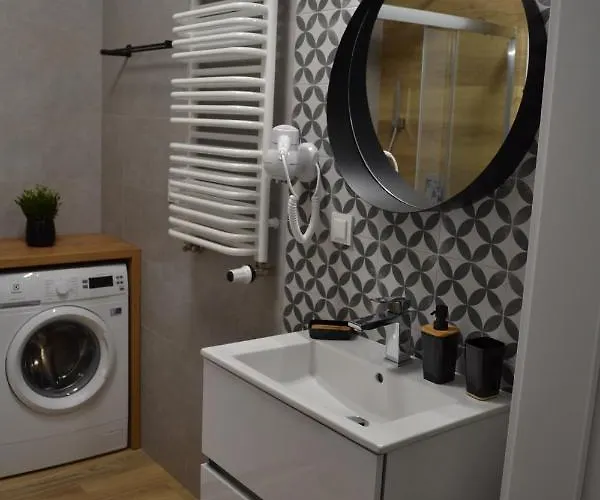 Dk9 Promenada Gwiazd 14 * ミエンジズドロイェ